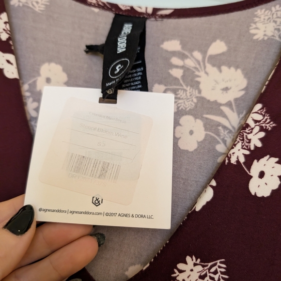 Agnes And Dora Floral Maxi Dress - Burgundy and White Size Small - Picture 7 of 9
